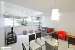 Apartamento 2 quartos espaçoso no Leme